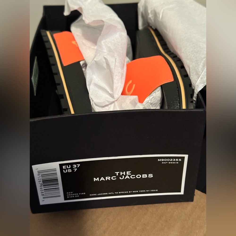 Marc Jacobs size US 7 dragon fire slides new with box - Picture 3 of 4